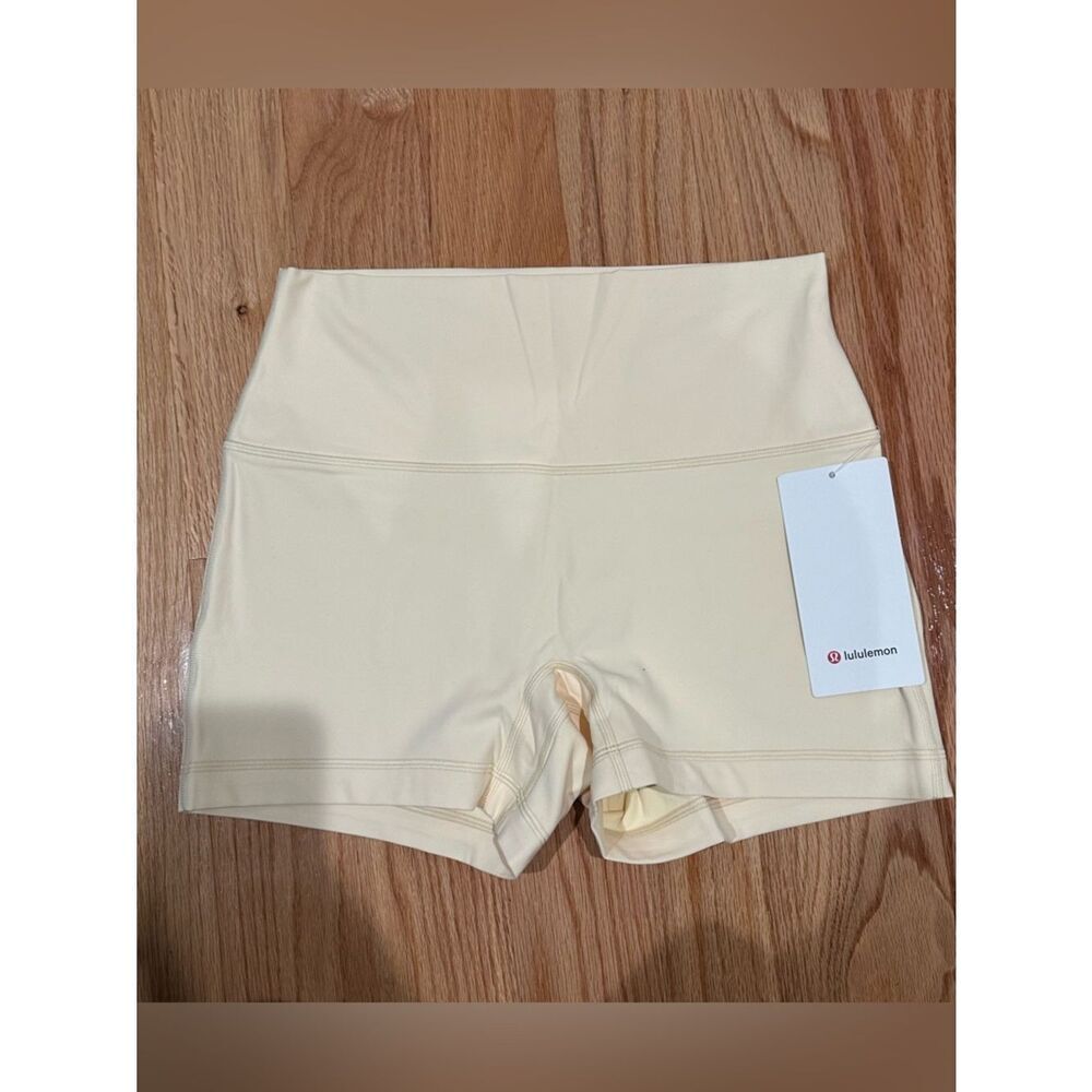 NWT 10 Align 4” No Line High-Rise Yoga Biker Short Lululemon - Butter Cream